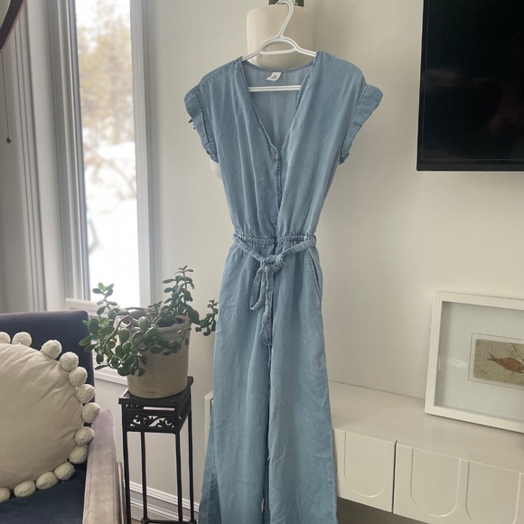H&M lyocell light denim jumpsuit - Picture 2 of 7